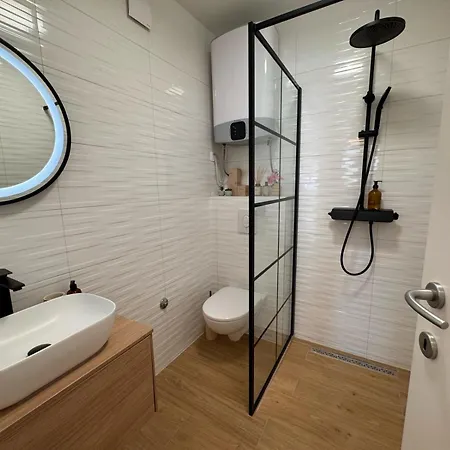 Apartment Luma *